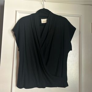 Black Maeve top
